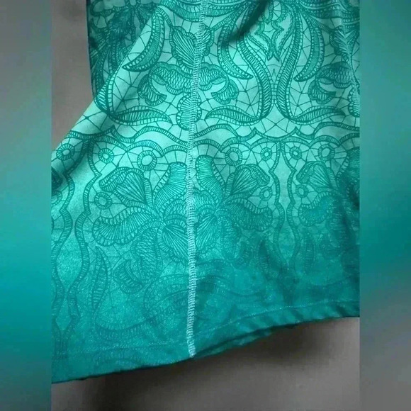 LIKE NEW | Athleta Women’s Harmonious Tank Top | Green | Size XS - Picture 9 of 11